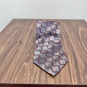 Pierre Cardin Men's Silver Gray Red Printed Abstract 100% Silk Classic Neck Tie
